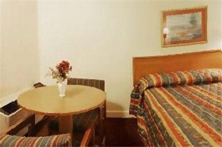 Mid-Town Inn Clarksville Værelse billede